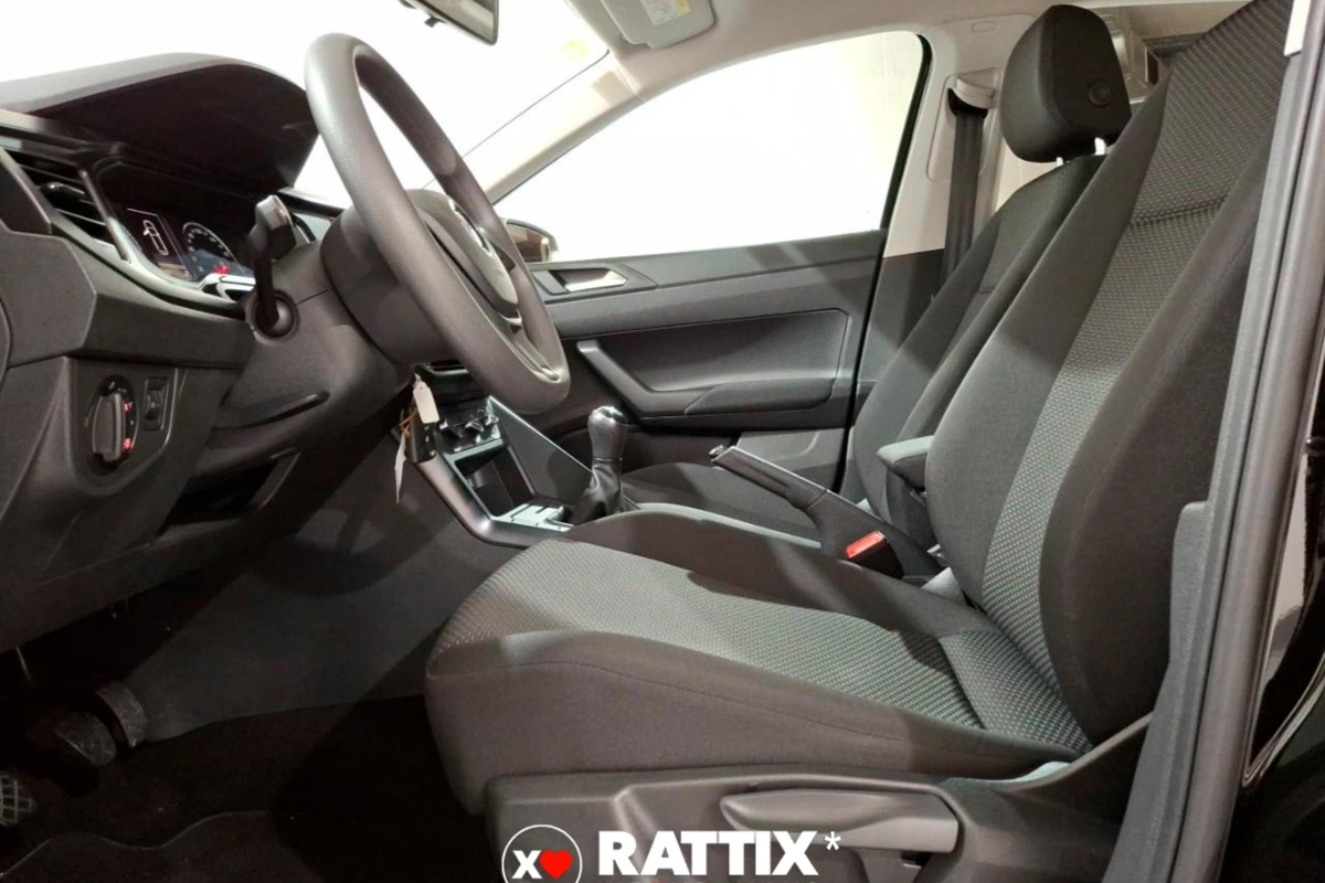 VOLKSWAGEN polo vi 2017 Polo 5p 1.0 mpi Comfortline 75cv